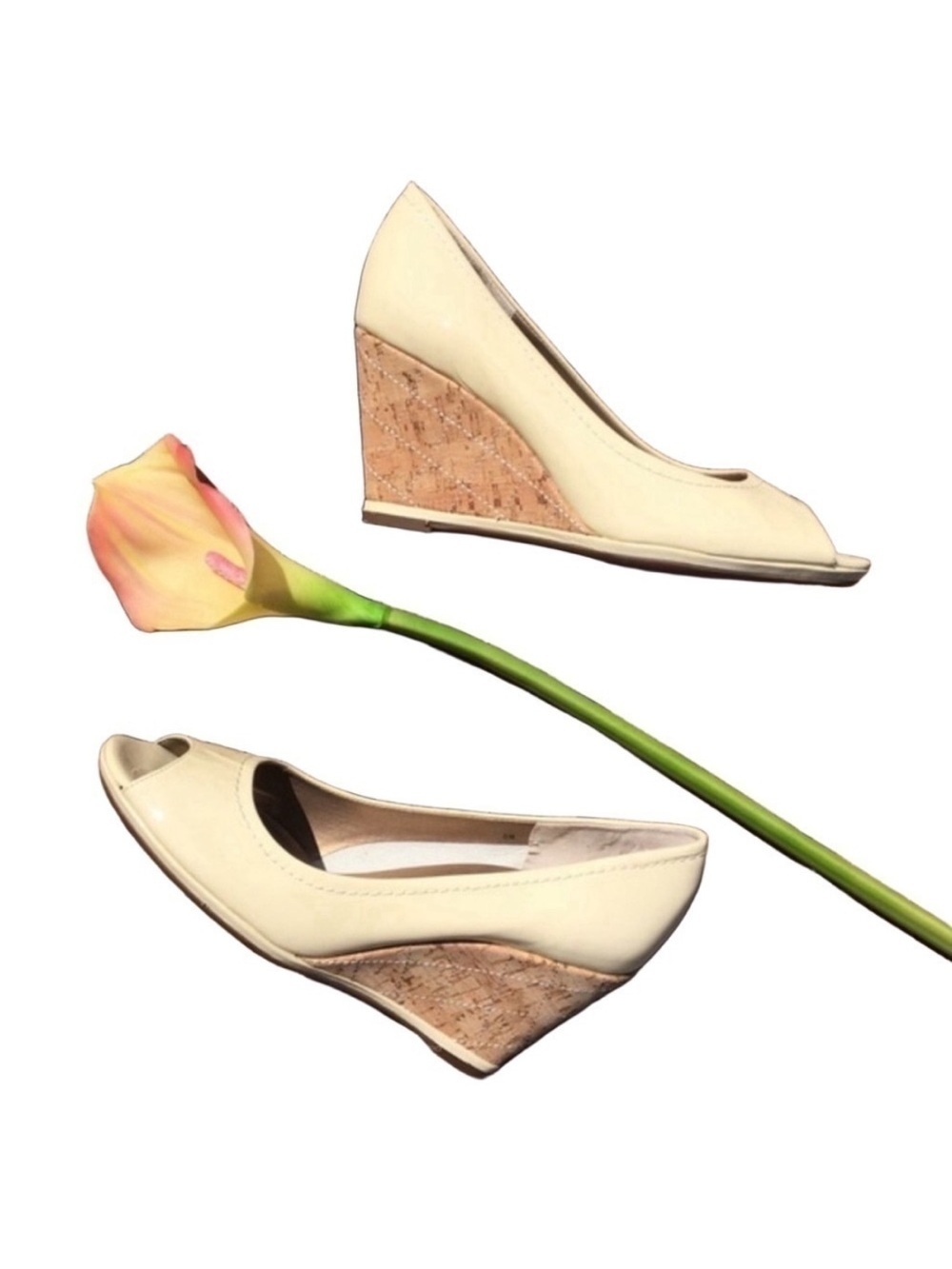 𝅺VANELI Phoebe patent peep toe cork wedge heels size 8